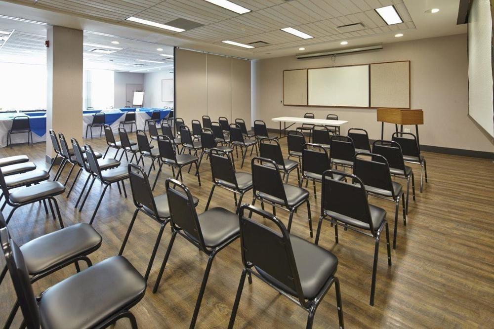 Residence & Conference Centre - هاميلتون المظهر الخارجي الصورة